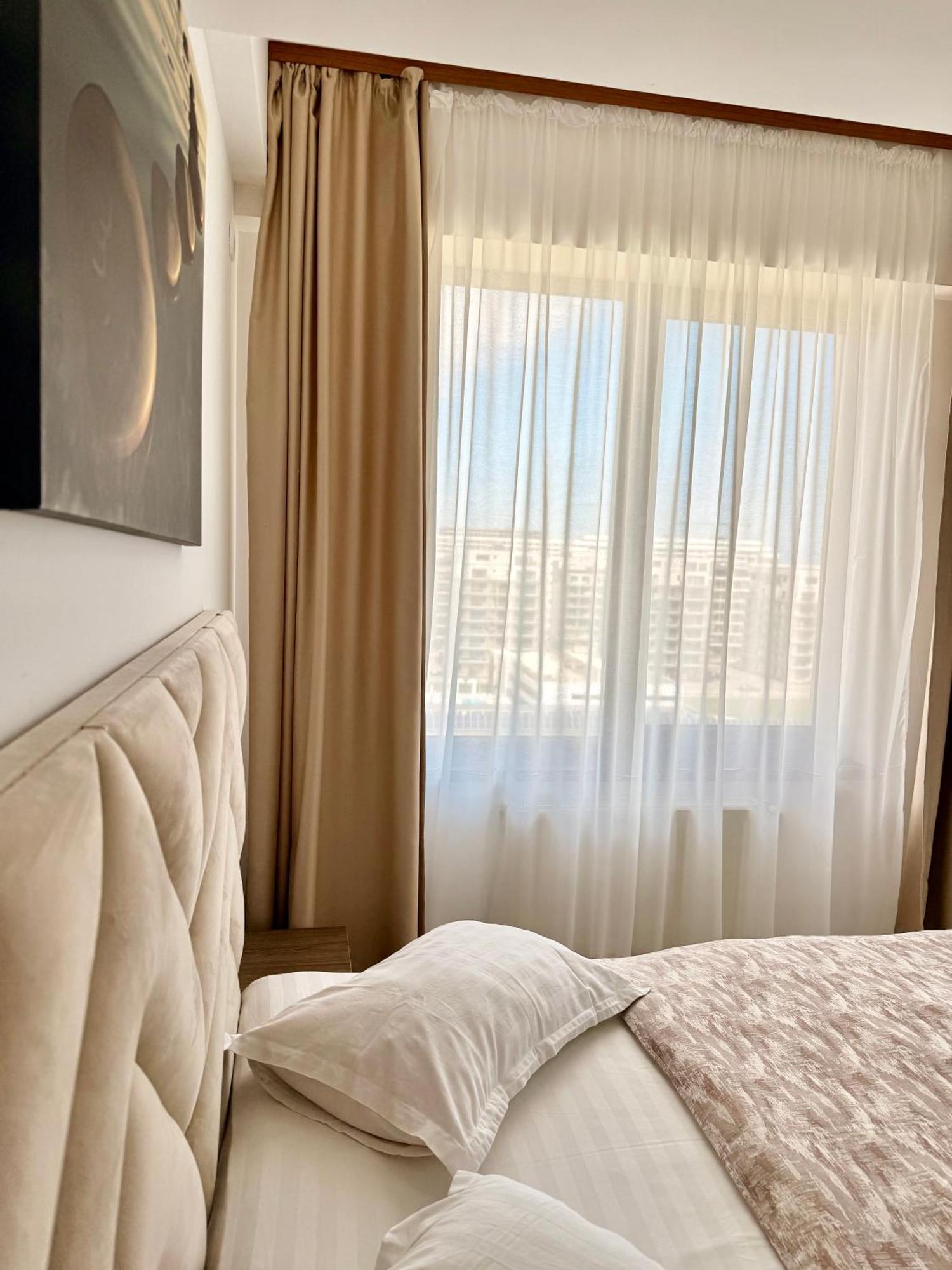 Aqua Vista Nuba - Vedere Top La Mare Si Lac - Apartament 2 Camere Summerland - Mamaia Exterior foto